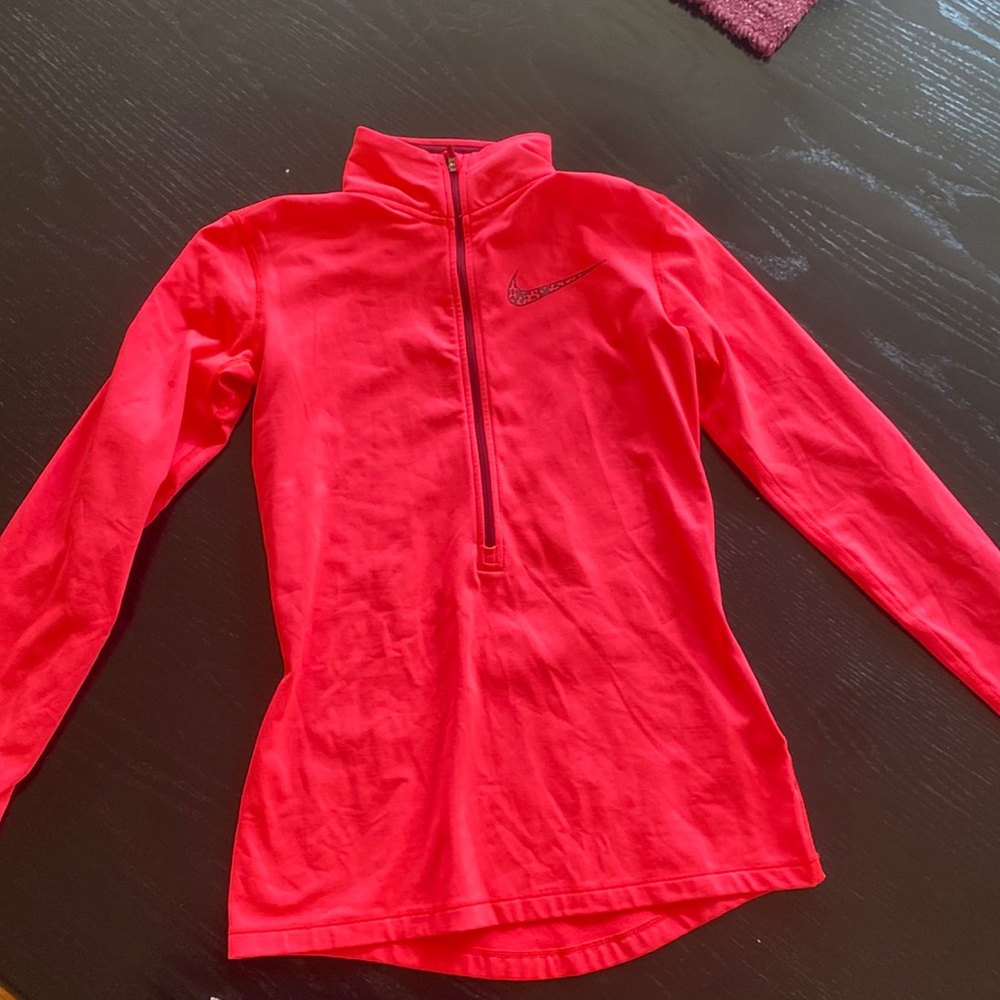 Small Nike runner quarter zip.